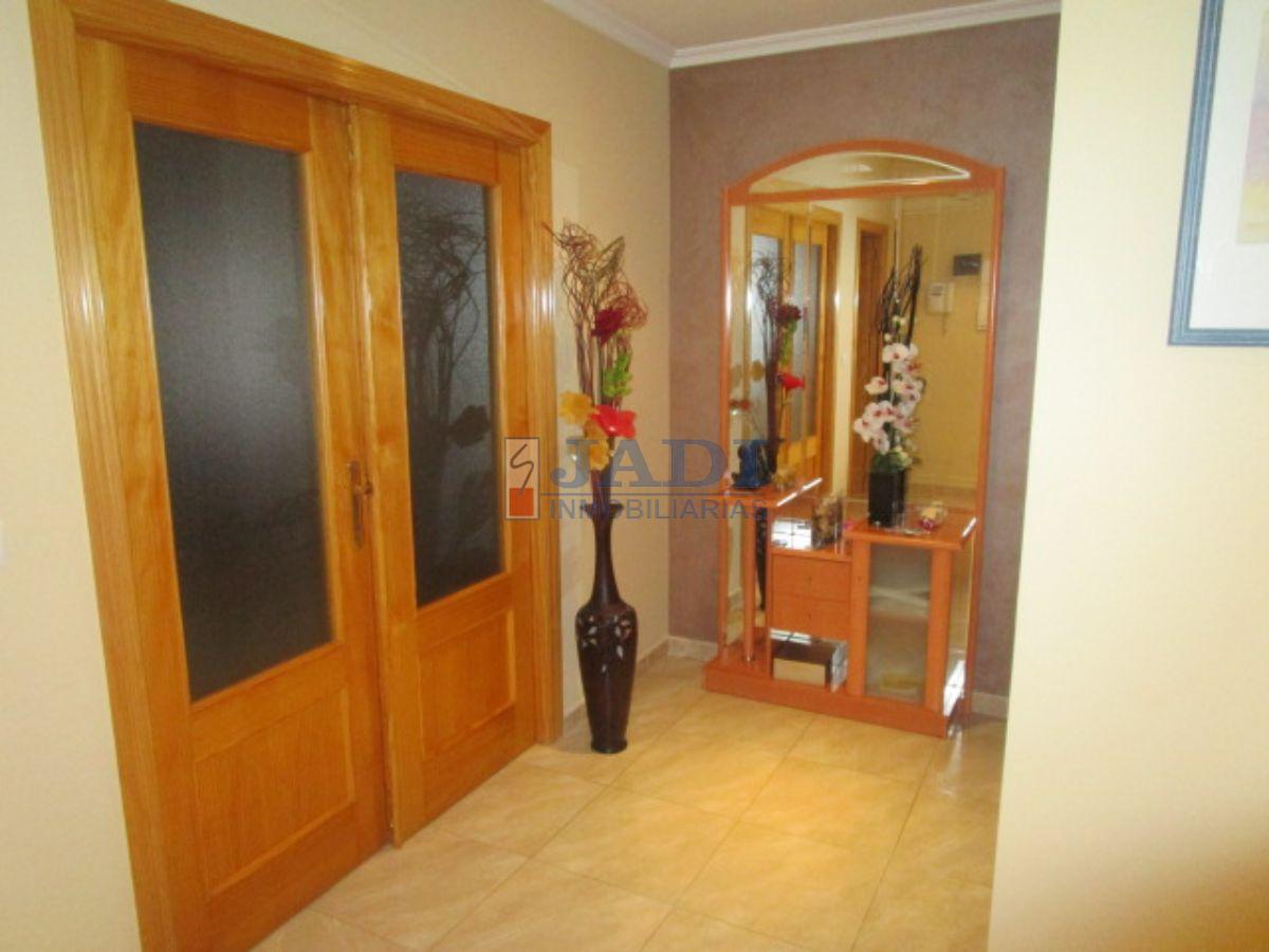 For sale of flat in Valdepeñas