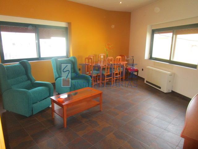 For sale of flat in Valdepeñas