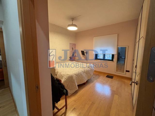 For sale of flat in Valdepeñas