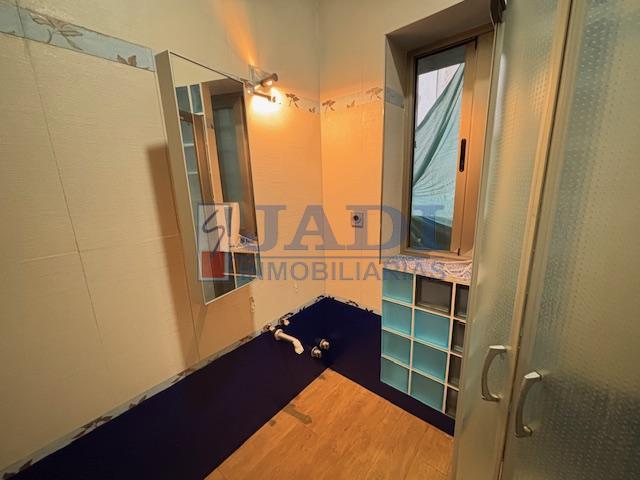 For sale of flat in Valdepeñas