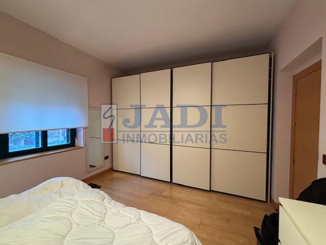 For sale of flat in Valdepeñas