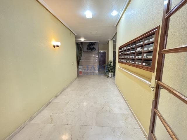 Venta de piso en Valdepeñas