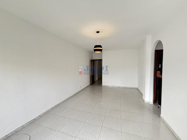 Venta de piso en Valdepeñas