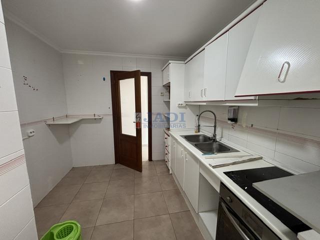 Venta de piso en Valdepeñas