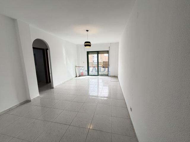 Venta de piso en Valdepeñas