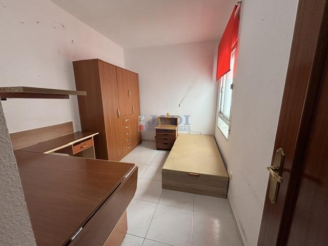 Venta de piso en Valdepeñas