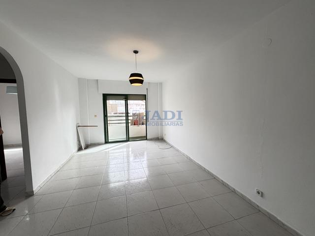 Venta de piso en Valdepeñas
