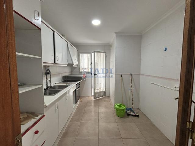 Venta de piso en Valdepeñas