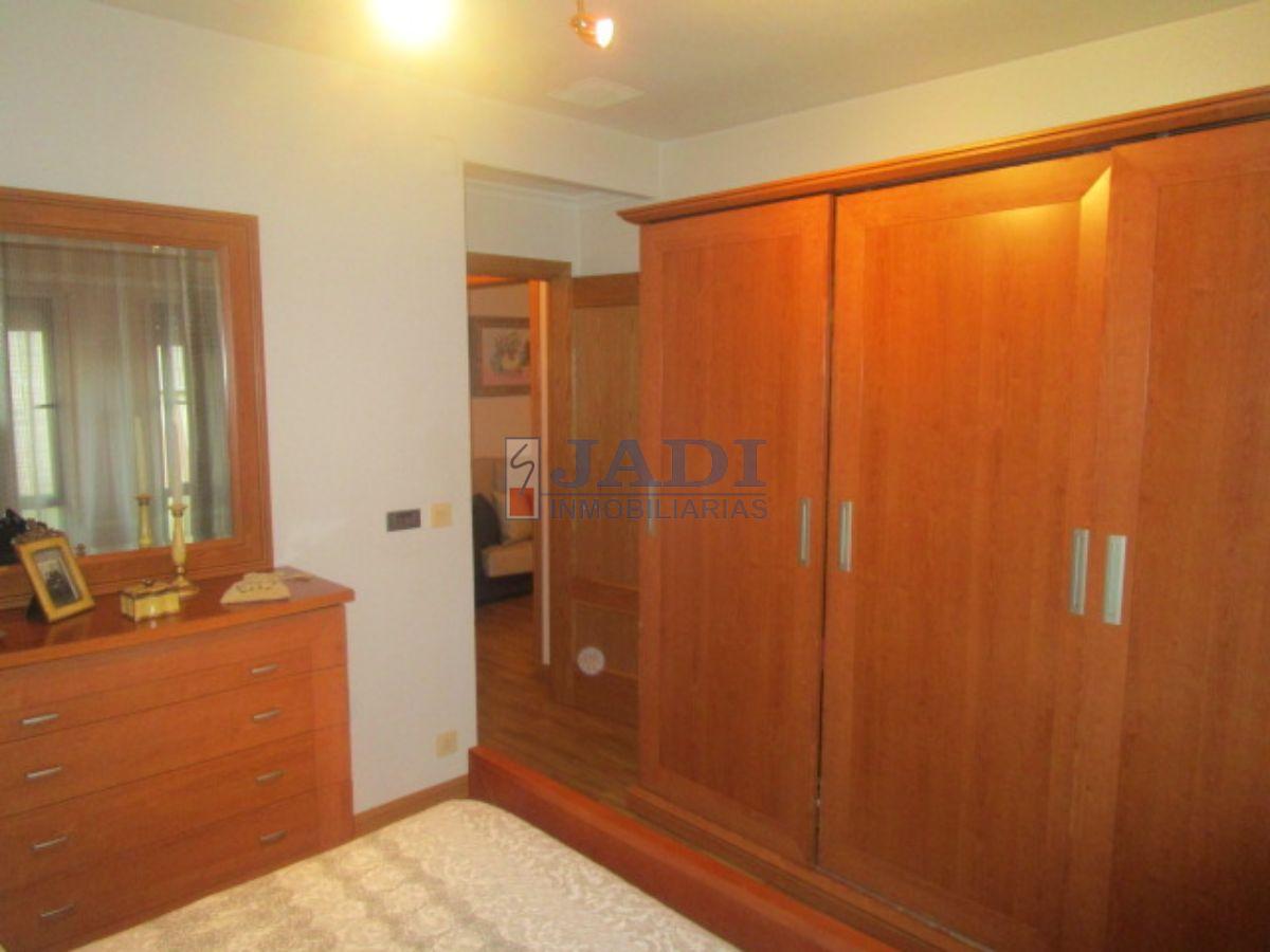 For sale of flat in Valdepeñas