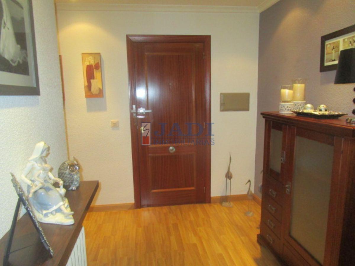 For sale of flat in Valdepeñas