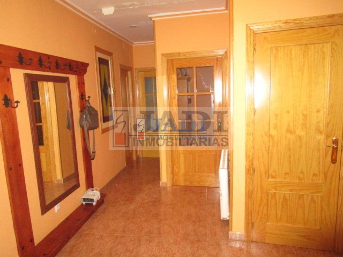 For sale of flat in Valdepeñas