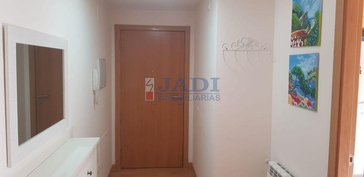 For sale of flat in Valdepeñas