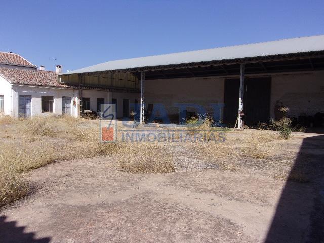 Venta de terreno en Valdepeñas