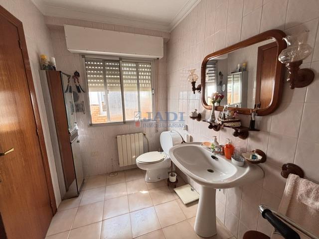 Venta de casa en Valdepeñas