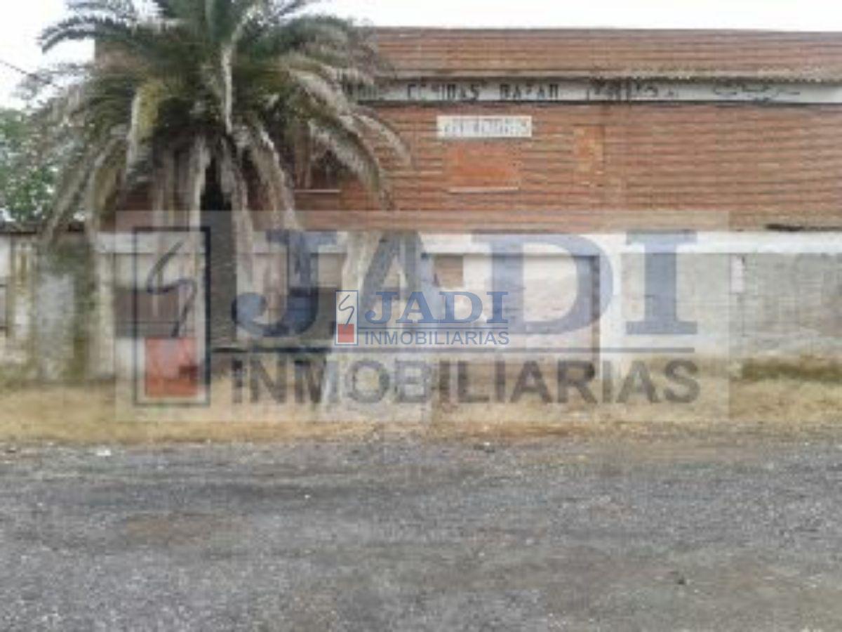 For sale of industrial plant/warehouse in Almuradiel