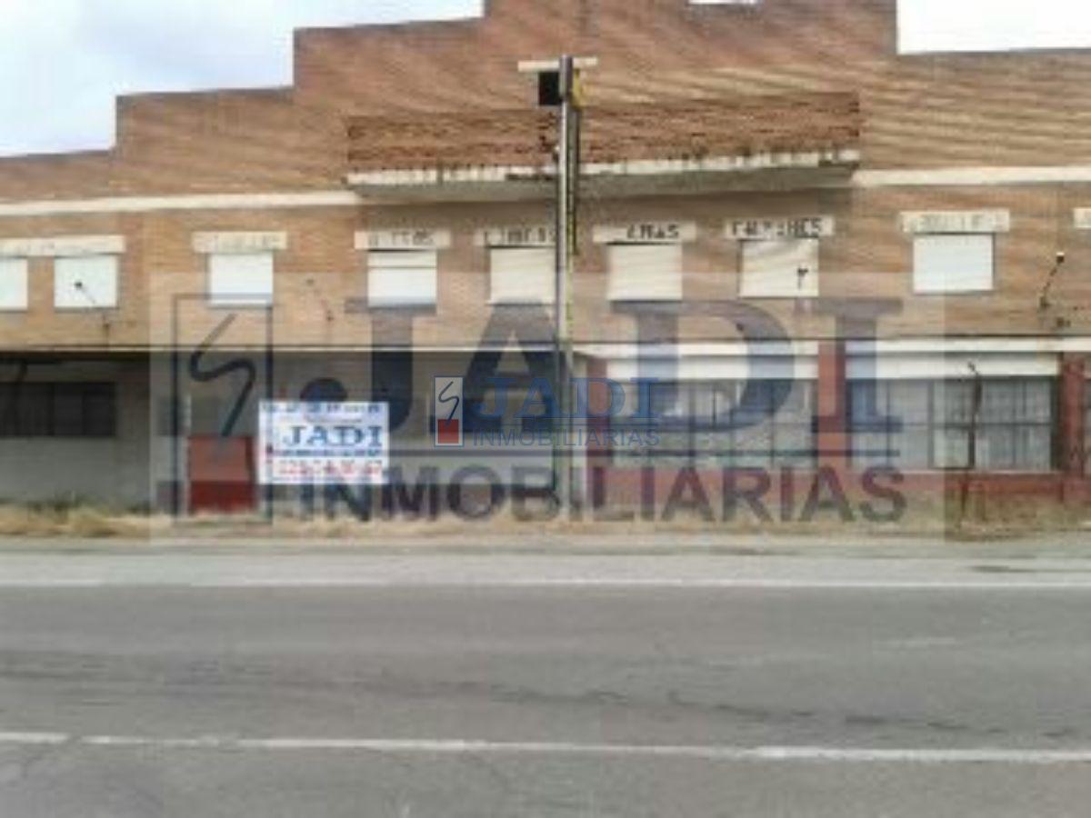 Venta de nave industrial en Almuradiel