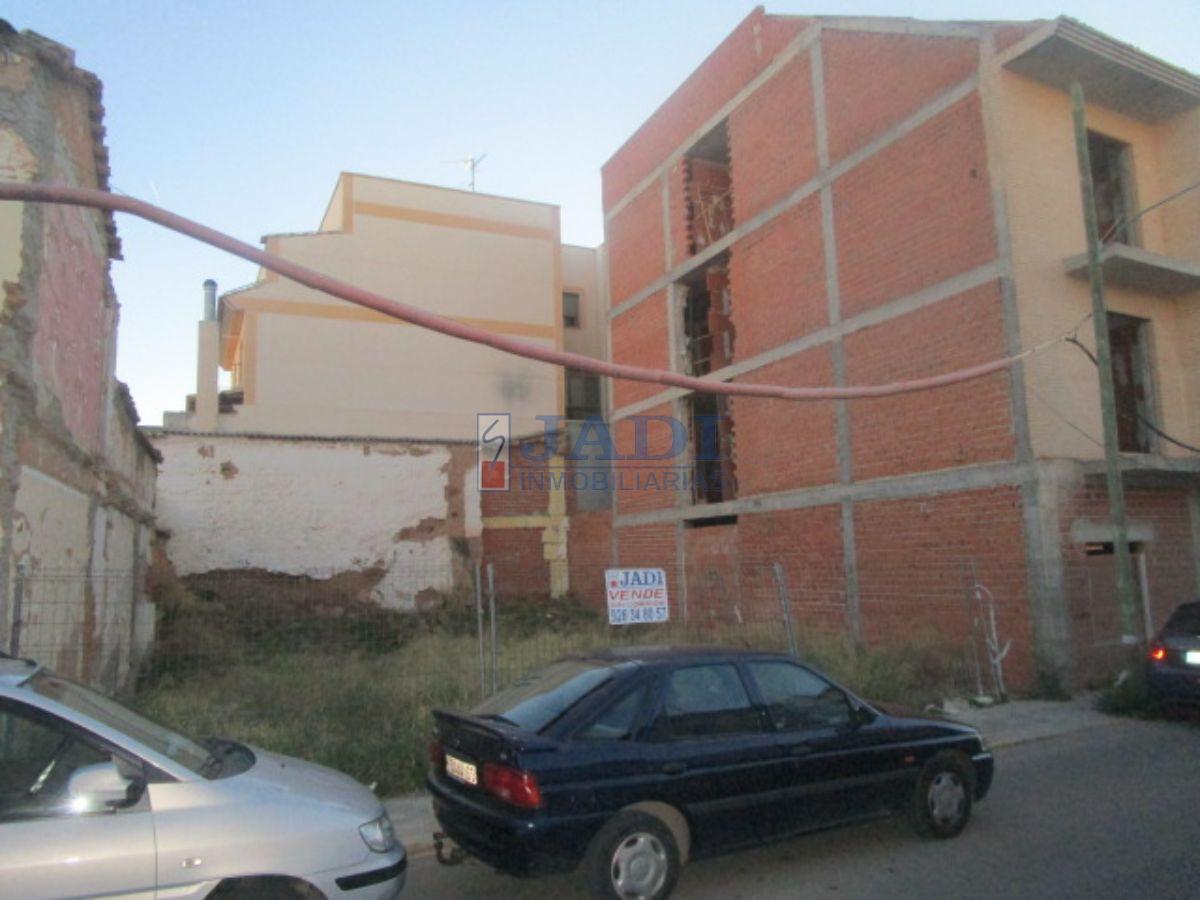 Venta de terreno en Valdepeñas