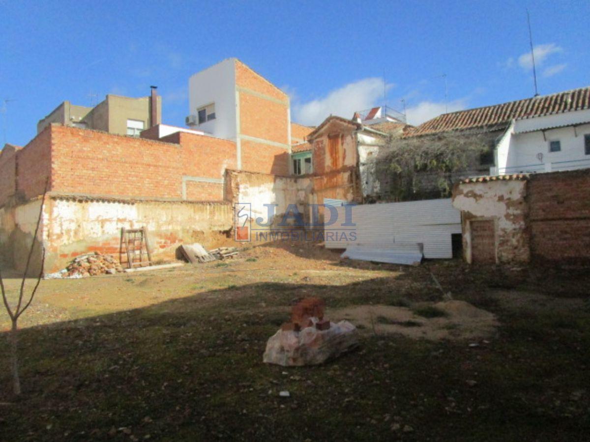 Venta de terreno en Valdepeñas