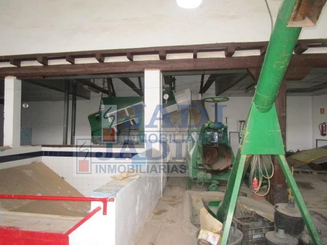 Venta de bodega en Valdepeñas