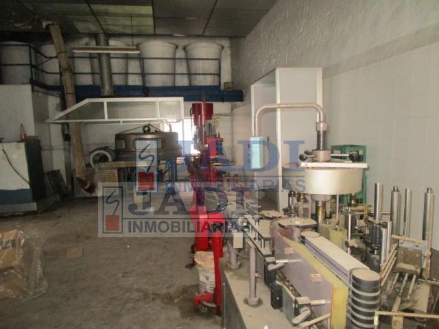 Venta de bodega en Valdepeñas