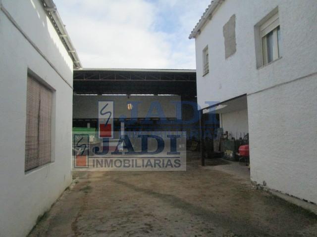 Venta de bodega en Valdepeñas
