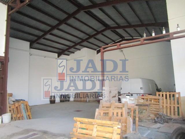 Venta de bodega en Valdepeñas