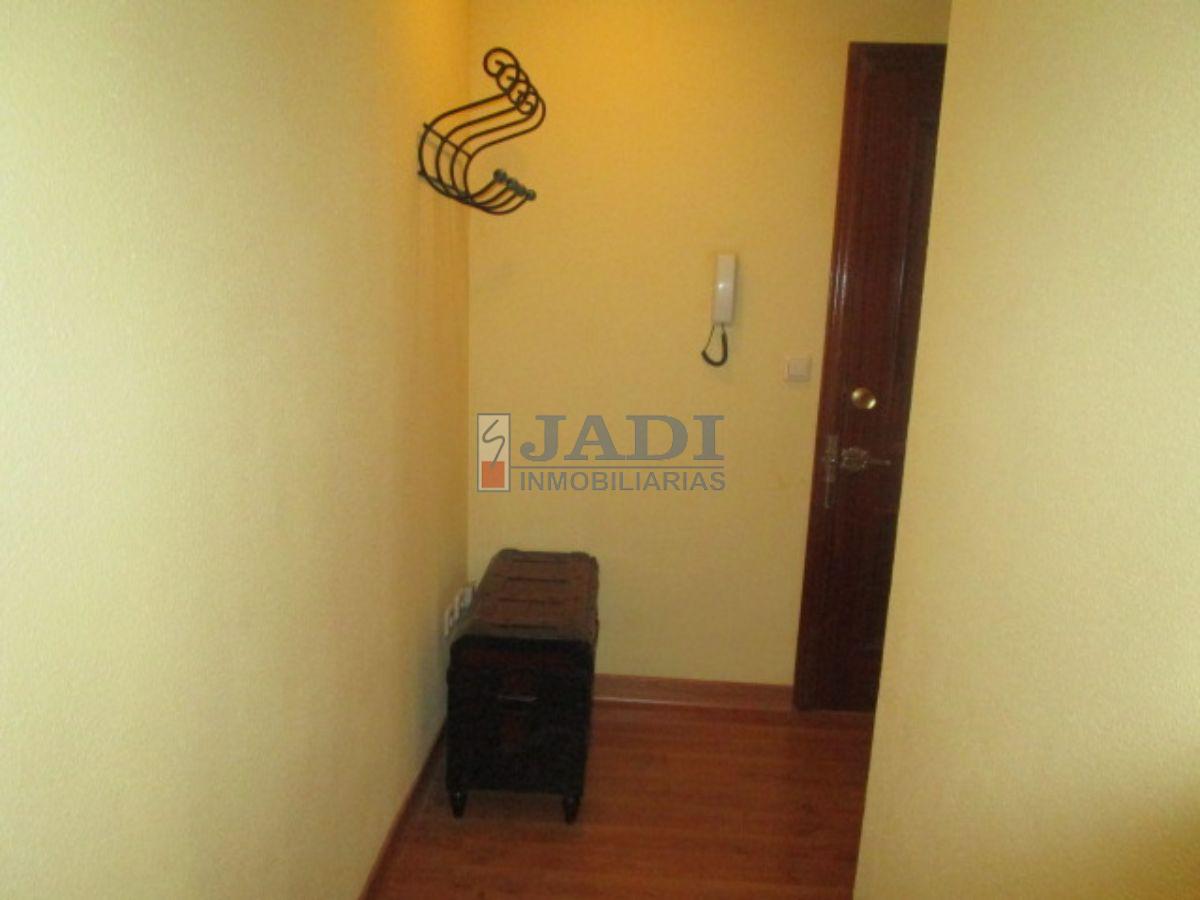 For sale of flat in Valdepeñas