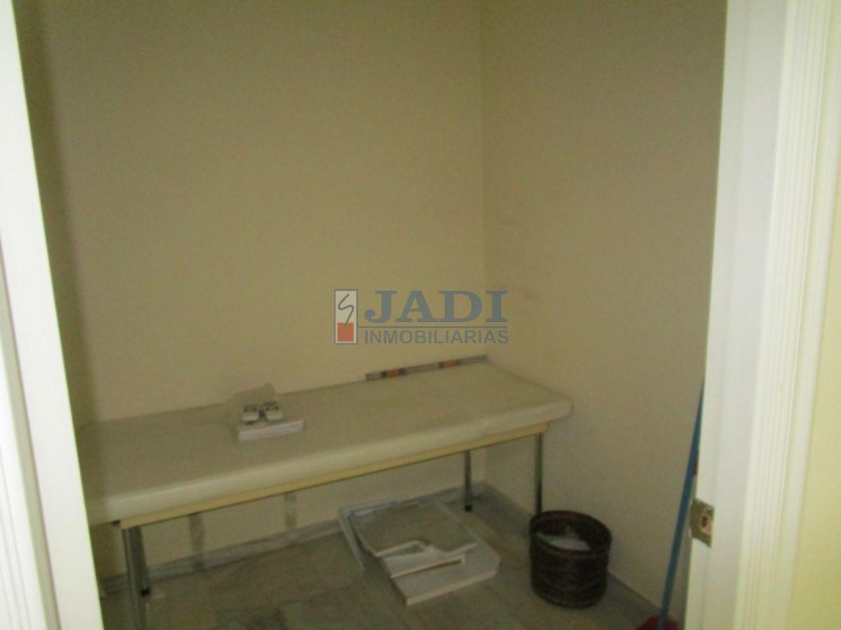 For rent of office in Valdepeñas