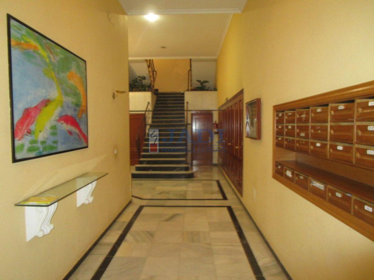 For rent of office in Valdepeñas