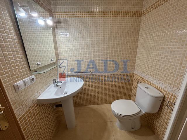 Venta de piso en Valdepeñas