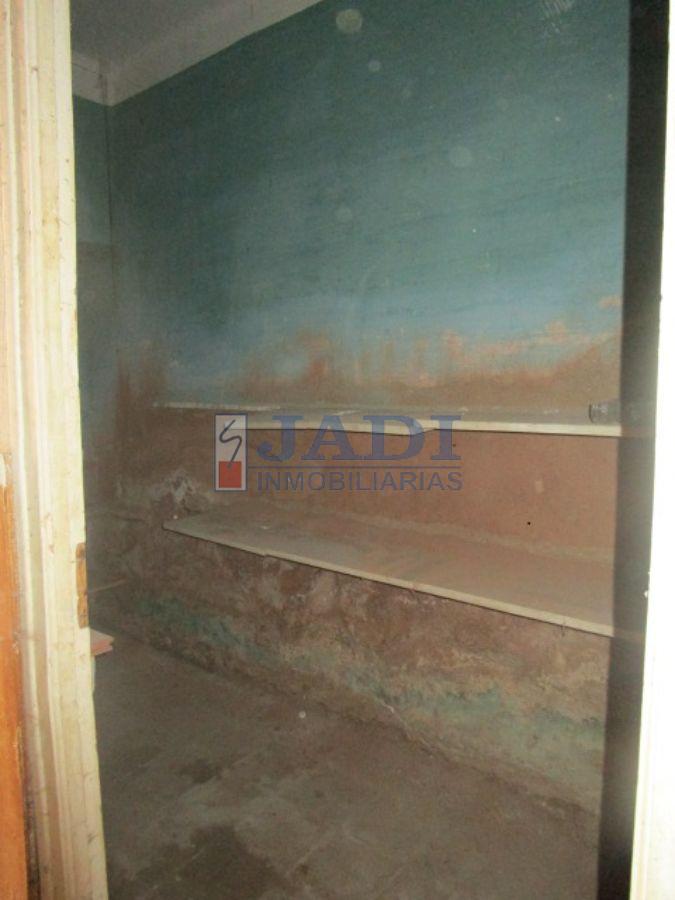 Venta de casa en Valdepeñas