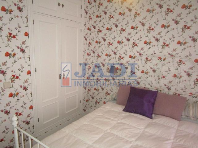 For sale of house in Valdepeñas