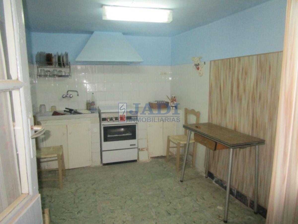 Venta de casa en Valdepeñas