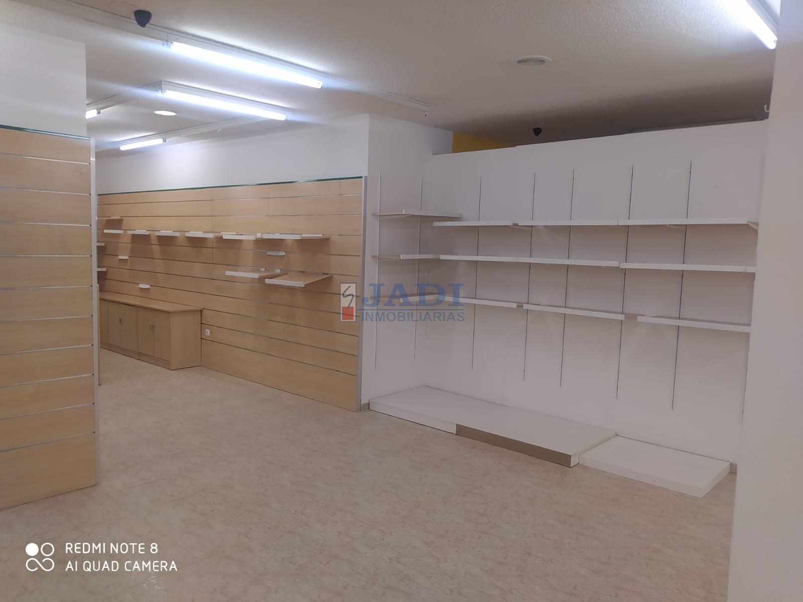 Alquiler de local comercial en Valdepeñas