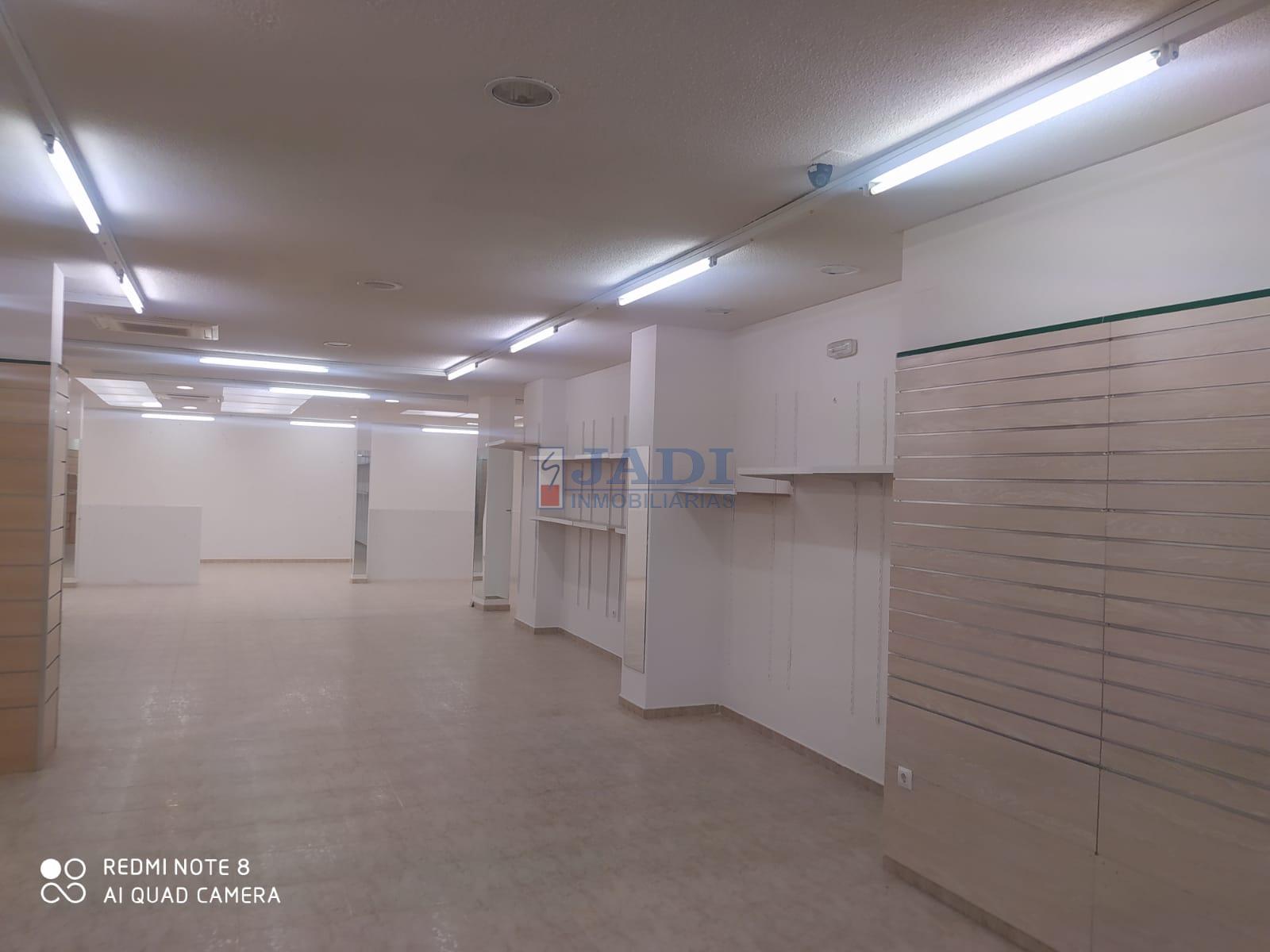 出租 的 商业店面 在 Valdepeñas