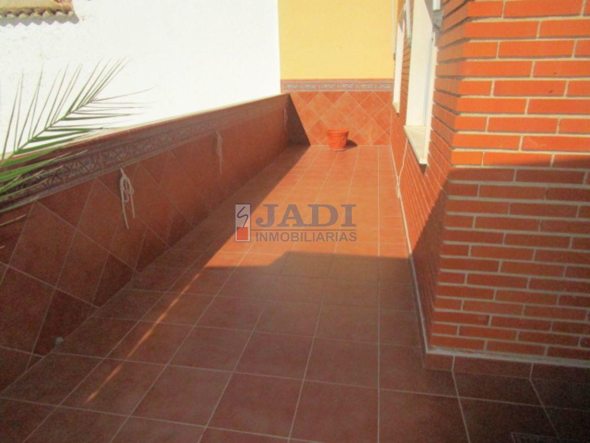 For sale of flat in Valdepeñas