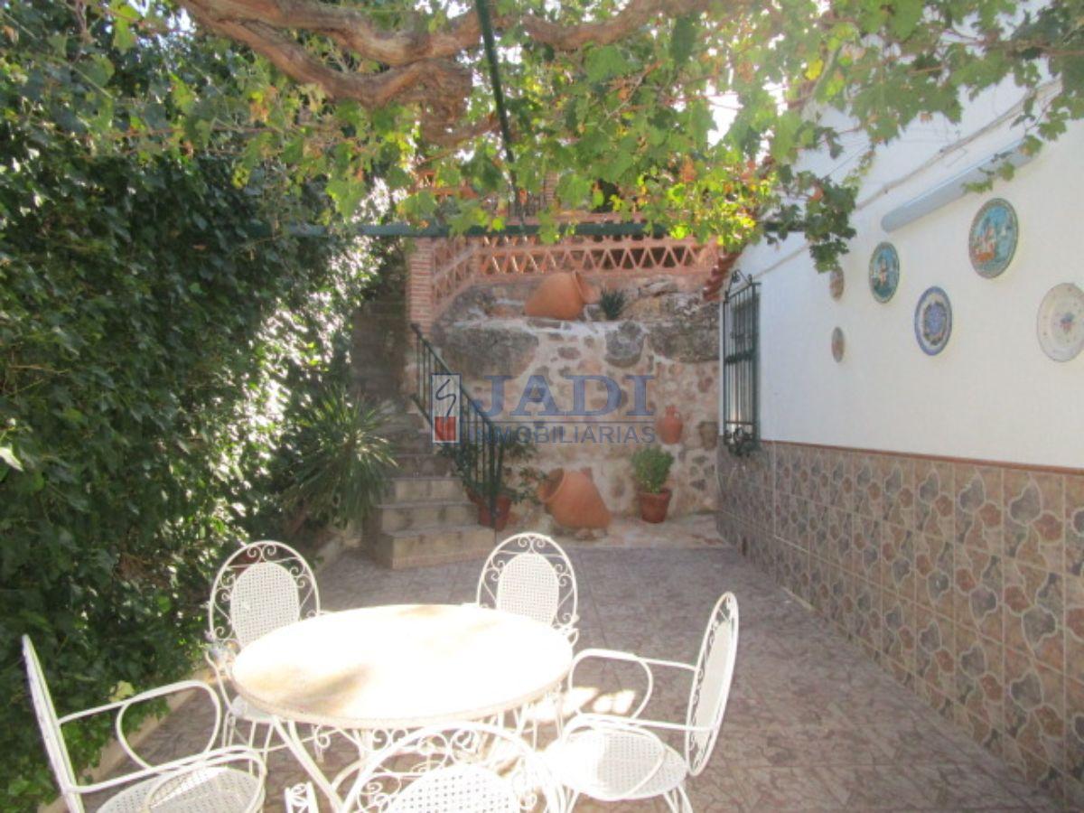 For sale of house in Valdepeñas