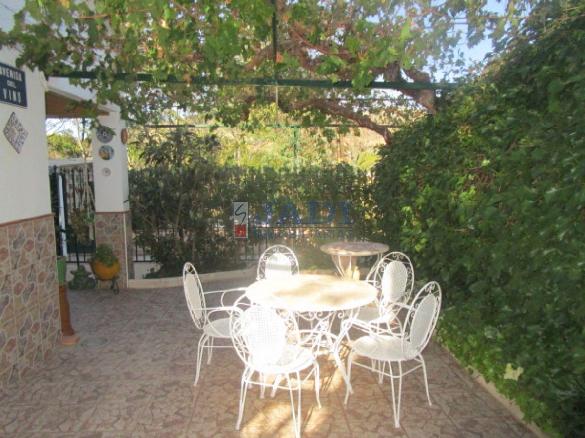 For sale of house in Valdepeñas