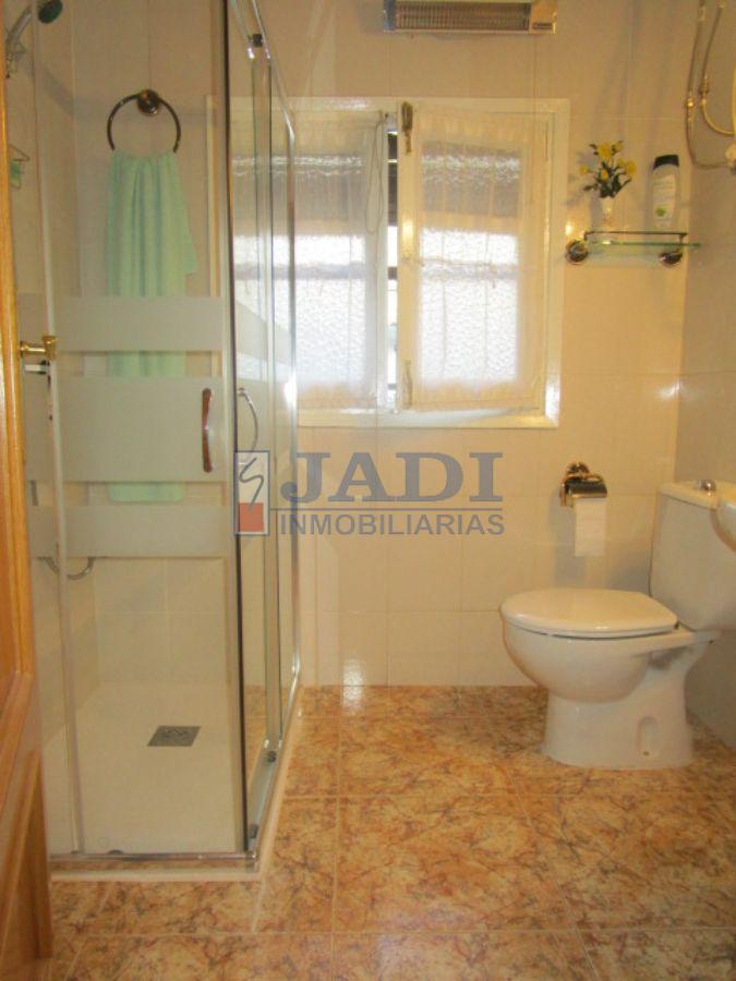 For sale of house in Valdepeñas