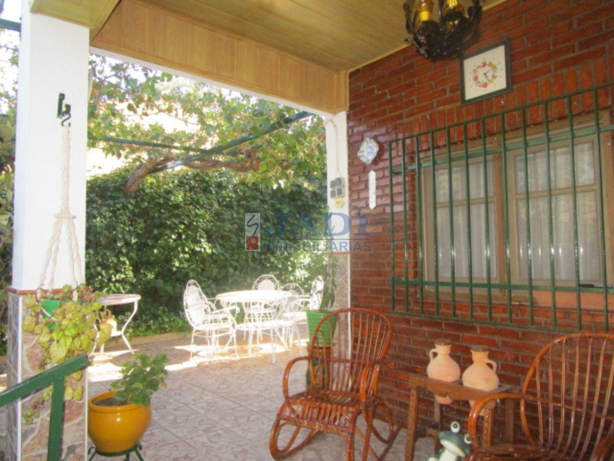 For sale of house in Valdepeñas