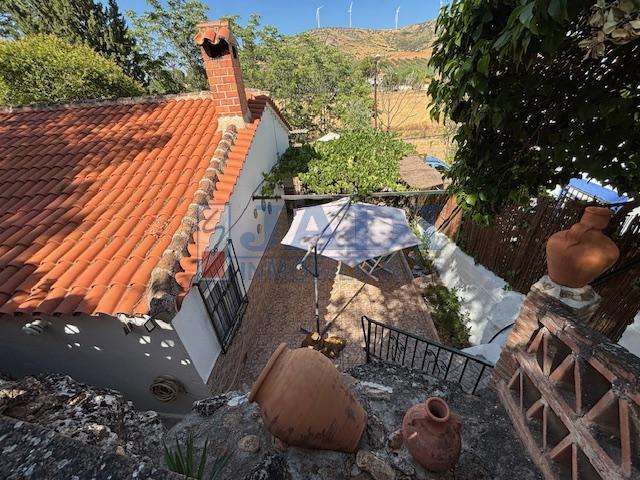 Venta de casa en Valdepeñas