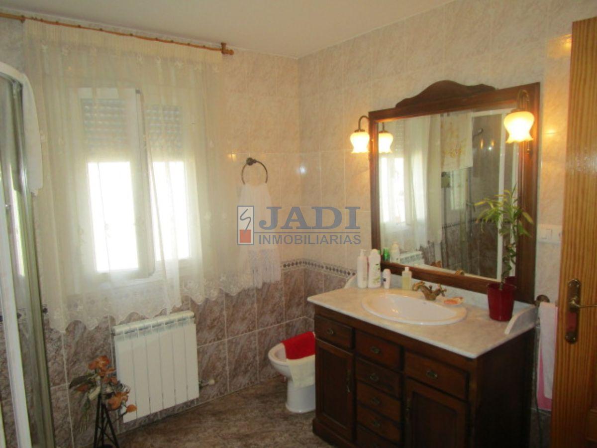 For sale of house in Valdepeñas