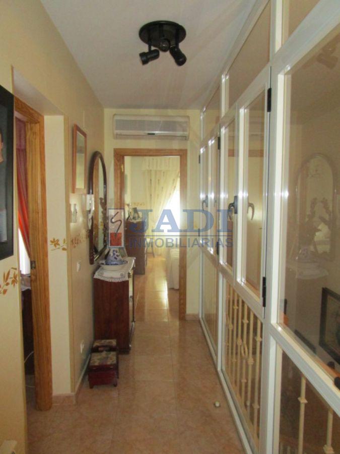 For sale of house in Valdepeñas