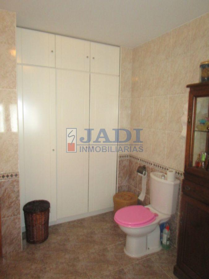 For sale of house in Valdepeñas