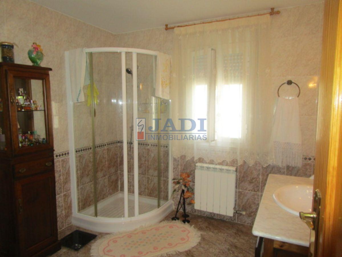 Venta de casa en Valdepeñas