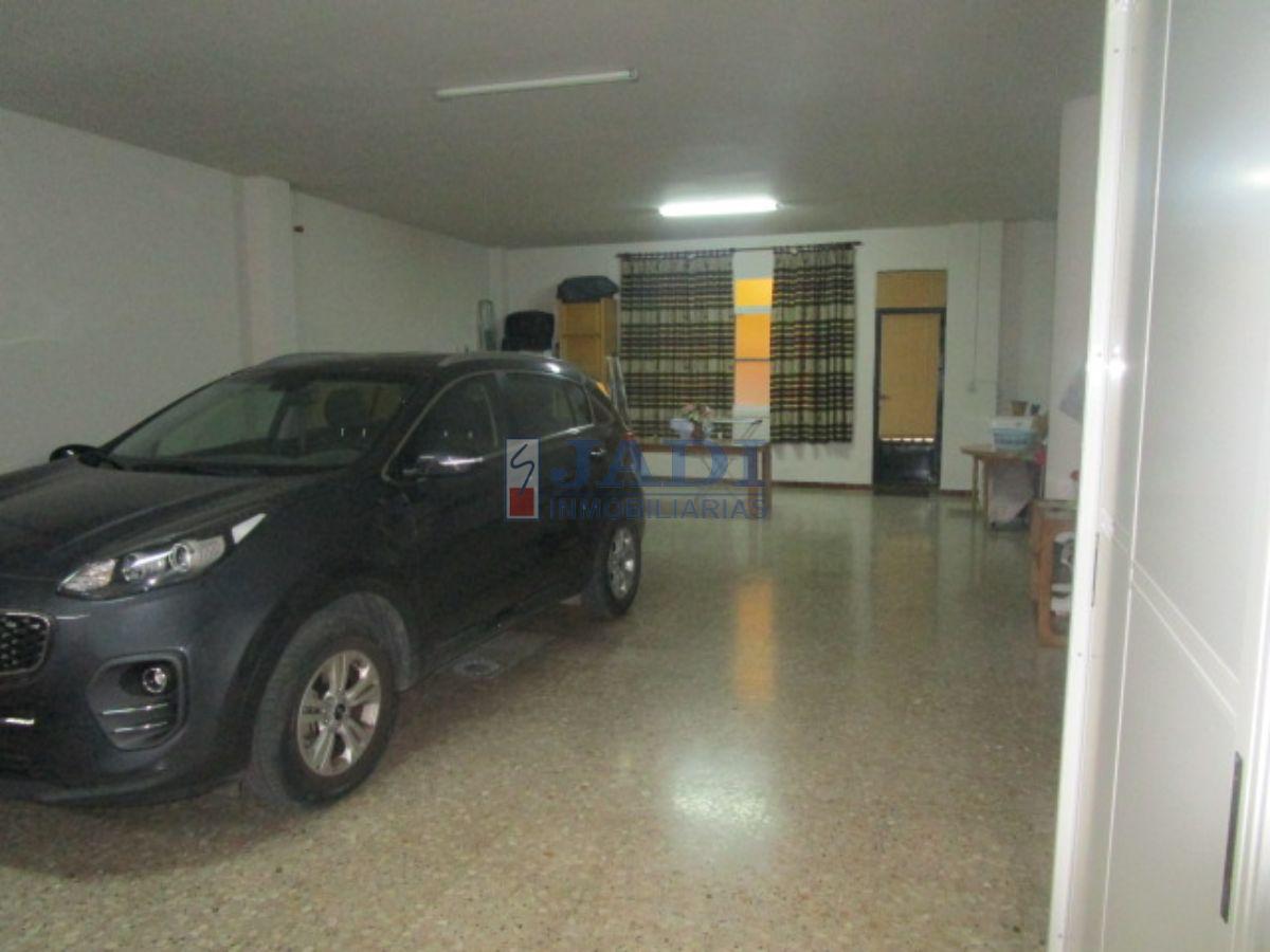 Venta de casa en Valdepeñas