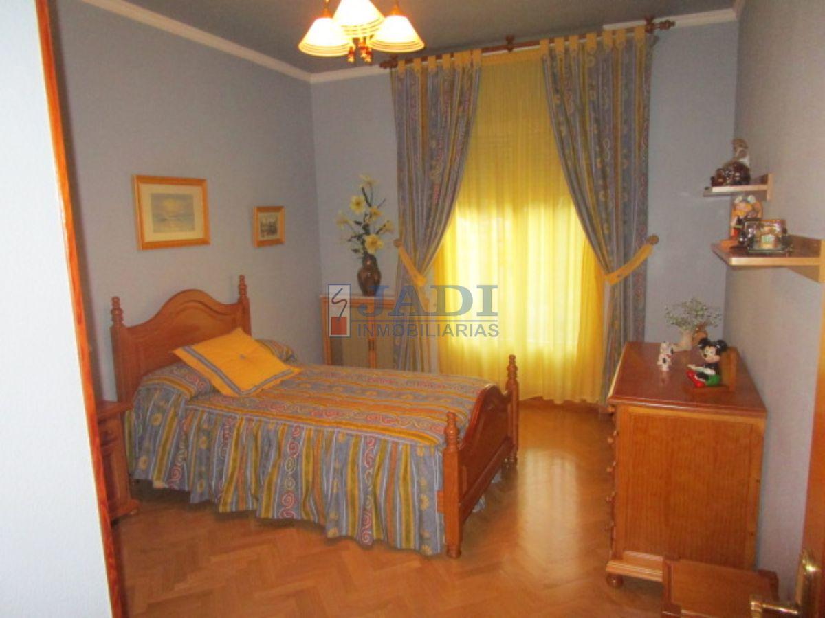 Venta de casa en Valdepeñas