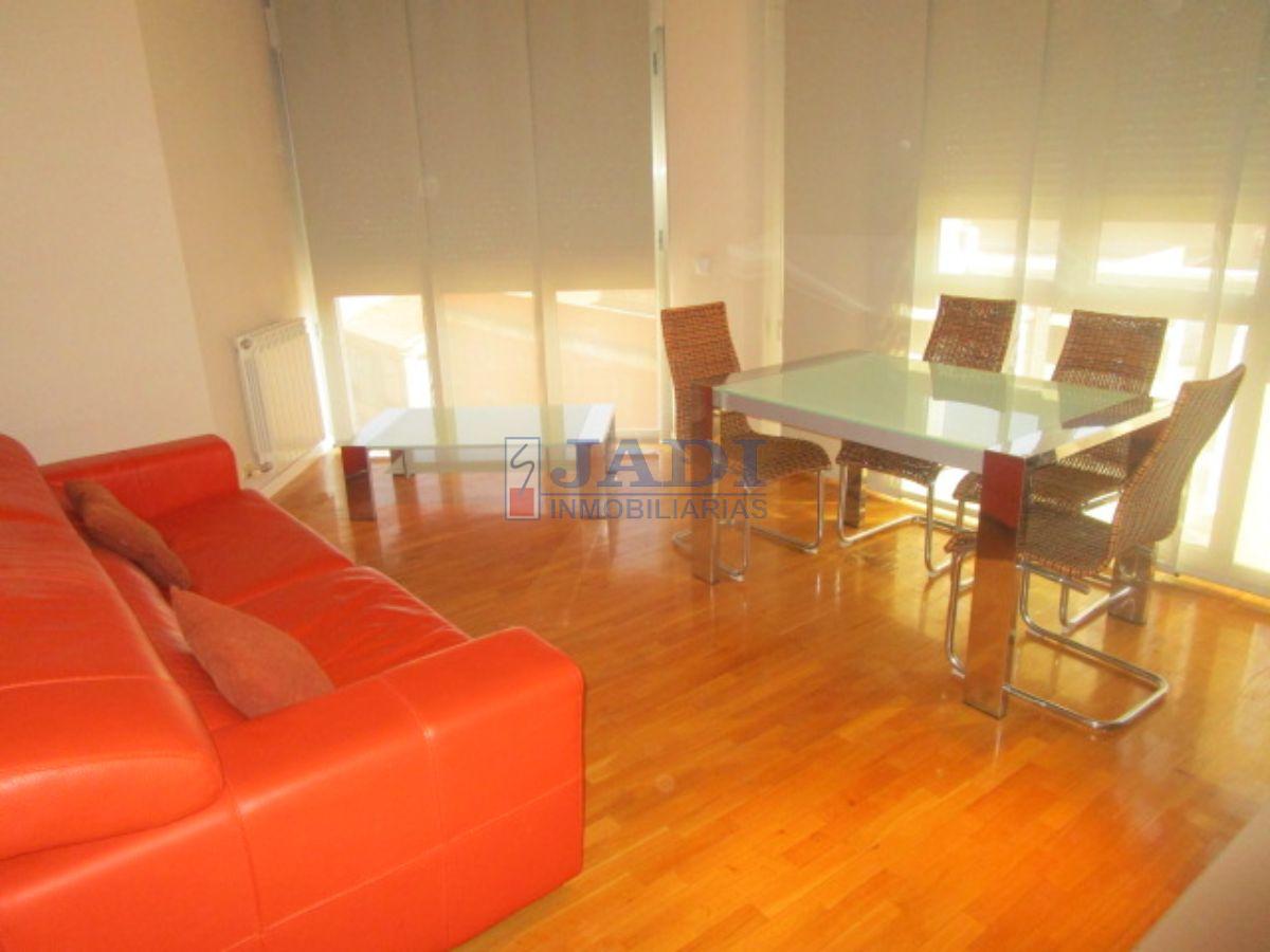 For sale of flat in Valdepeñas