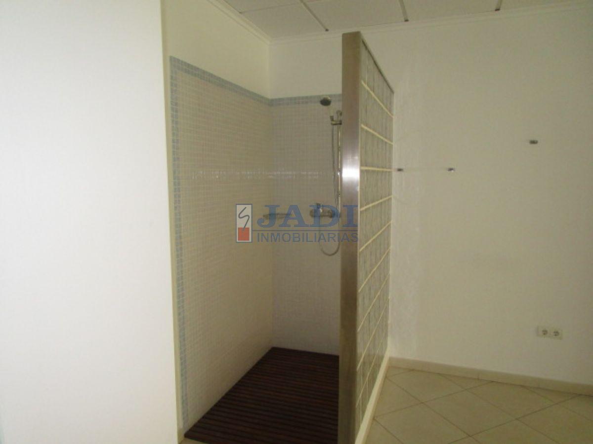 For rent of commercial in Valdepeñas