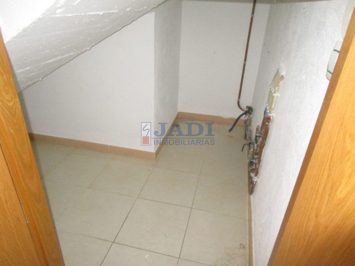 Alquiler de local comercial en Valdepeñas